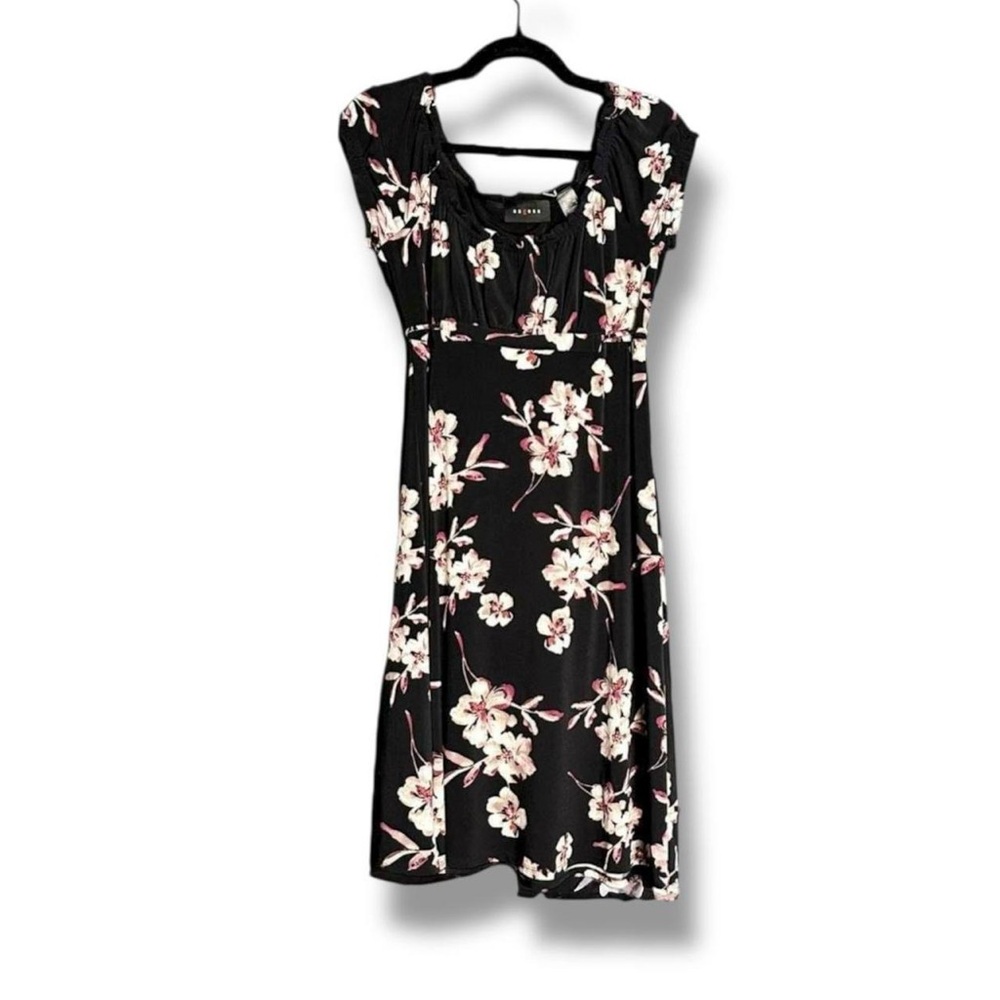 Axcess 2000s Empire Waist Floral Off-the-Shoulder Optional Black Babydoll Dress